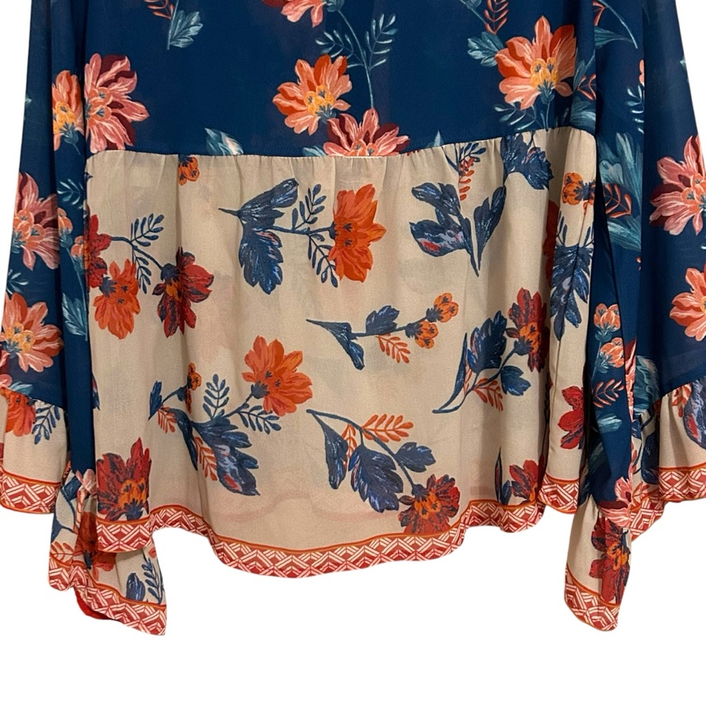 •CCO SALE• FLYING TOMATO Boho Floral Print Colorblock Bell Sleeve Lace Up Top L - Picture 8 of 13